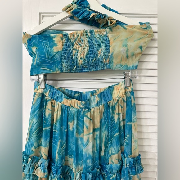 Stunning Floral set (maxi skirt + cropped) - Picture 5 of 6